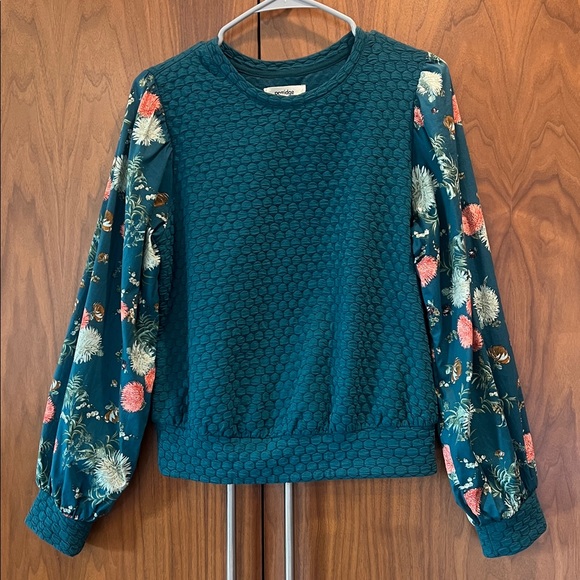Anthropologie Porridge green textured floral sleeve mixed media sweatshirt-S - Picture 2 of 7